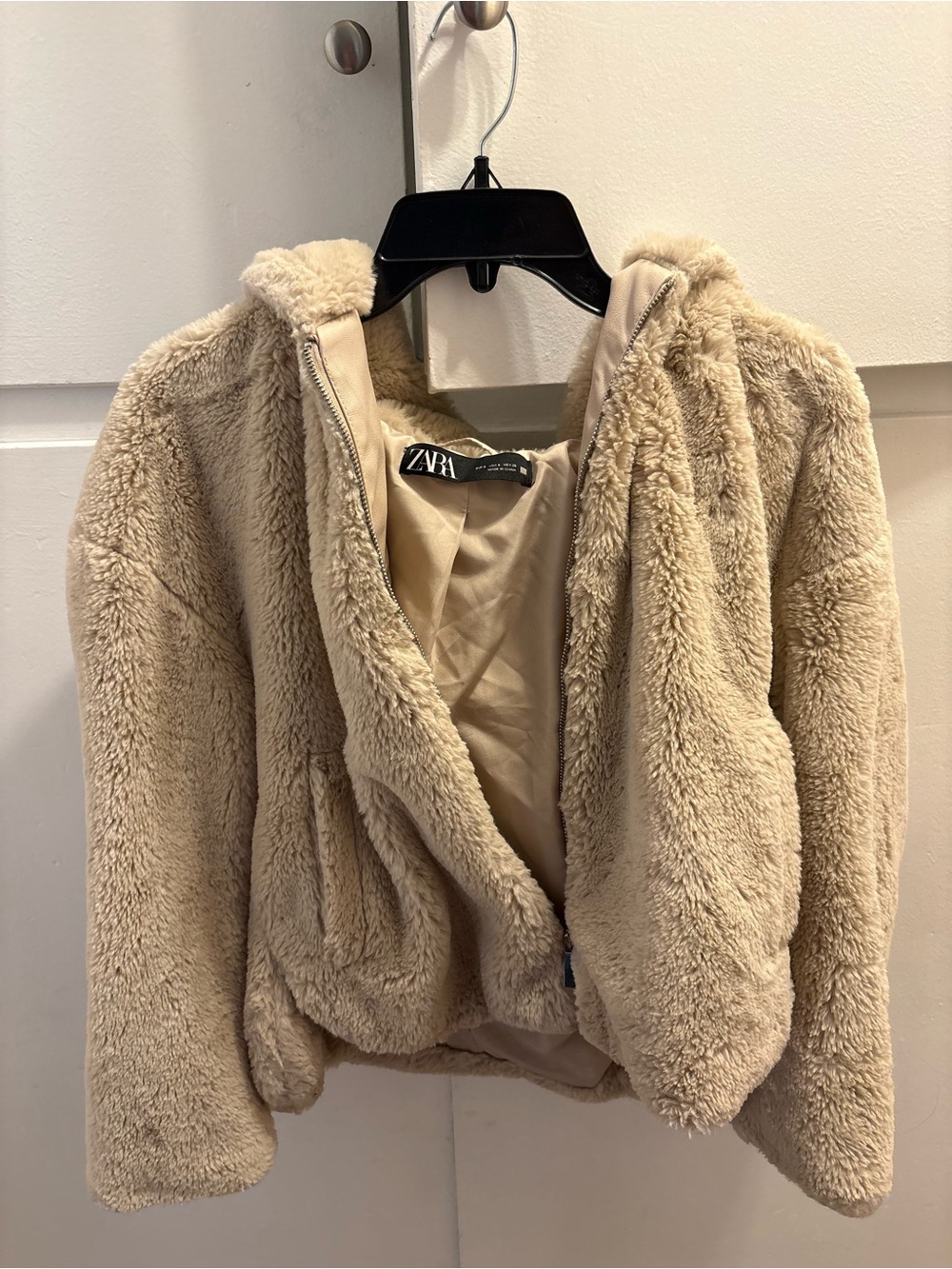 Zara Women’s Cream Teddy Jacket with Hood